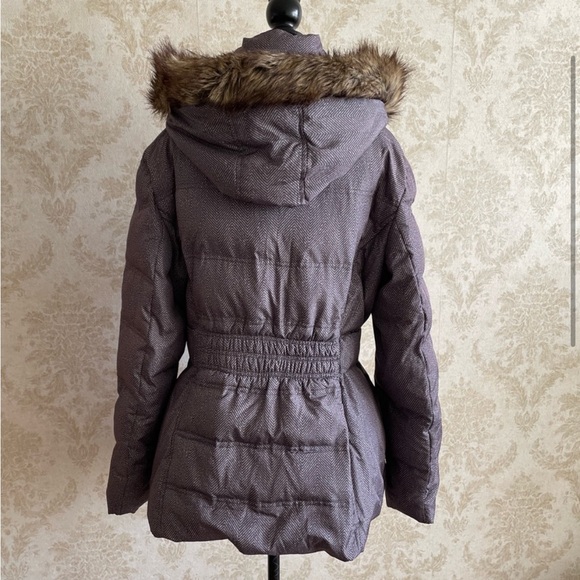 Esprit puffer jacket - Picture 3 of 12